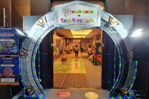 Bawa si kecil ke Jakarta Fair dan nikmati keseruan area bermain dari Toys Kingdom