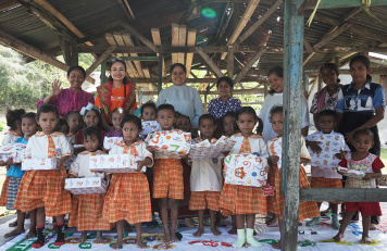 Toys Kingdom Bersama Pelanggan Melalui Toys For Kids Salurkan Lebih dari 1.000 Mainan Edukatif untuk 16 PAUD di Malaka